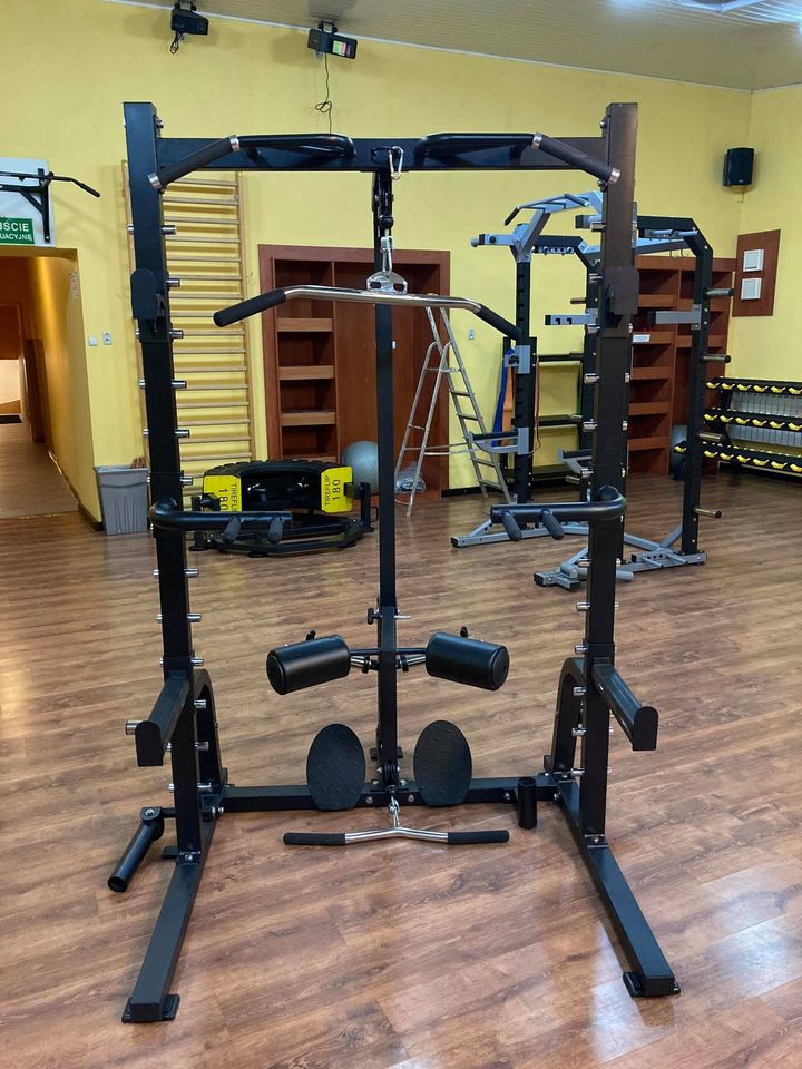 Squat Rack Power Cable Tower – Dips, Landmine & Kabeltræk gym4all