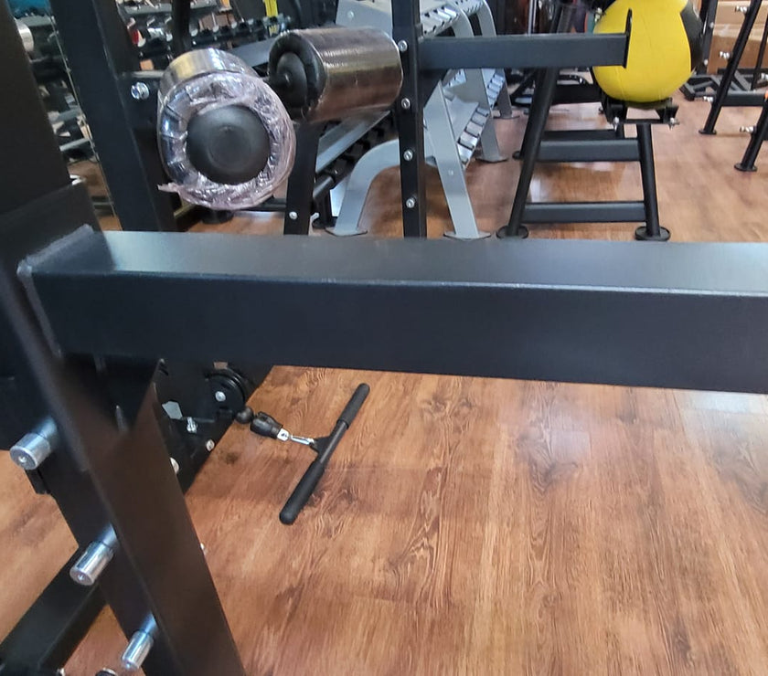 Squat Rack Power Cable Tower – Dips, Landmine & Kabeltræk gym4all