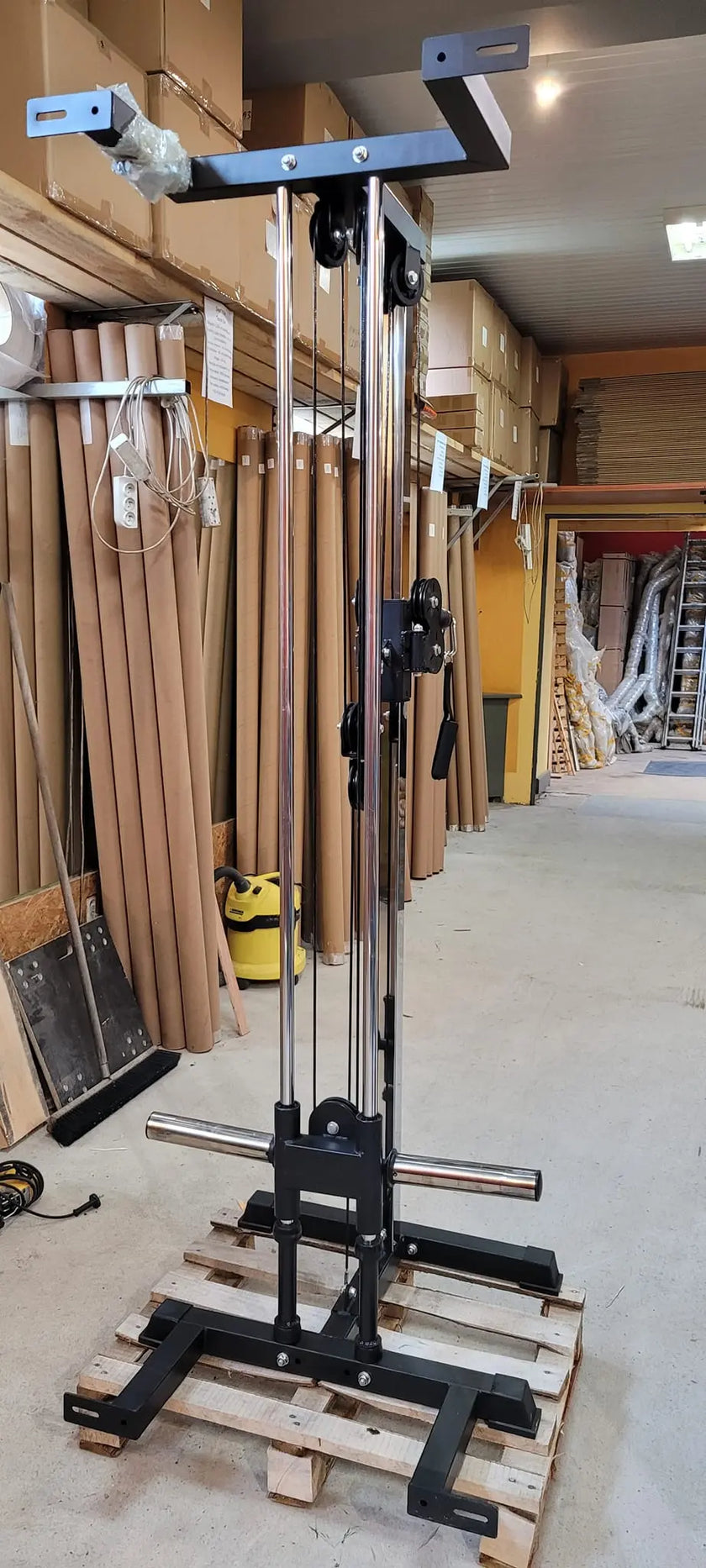 TRÆKTÅRN Cables Tower | LAT Pull Down & Pull Up | Multifunktionel gym4all