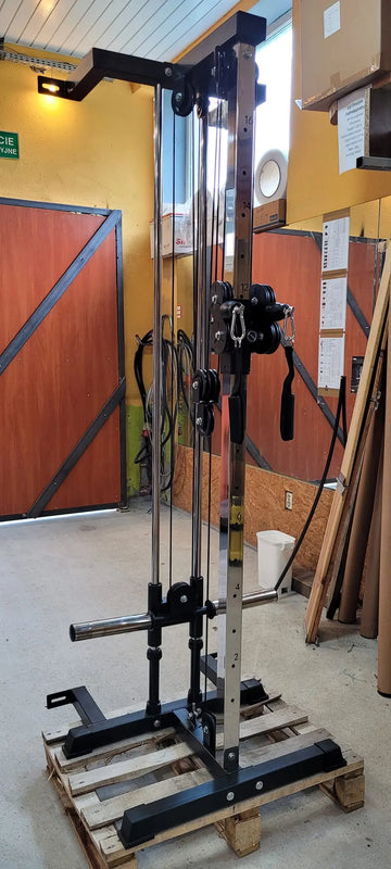 TRÆKTÅRN Cables Tower | LAT Pull Down & Pull Up | Multifunktionel gym4all