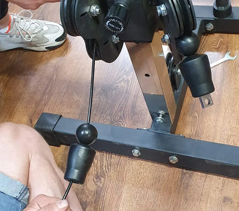 TRÆKTÅRN Cables Tower | LAT Pull Down & Pull Up | Multifunktionel gym4all