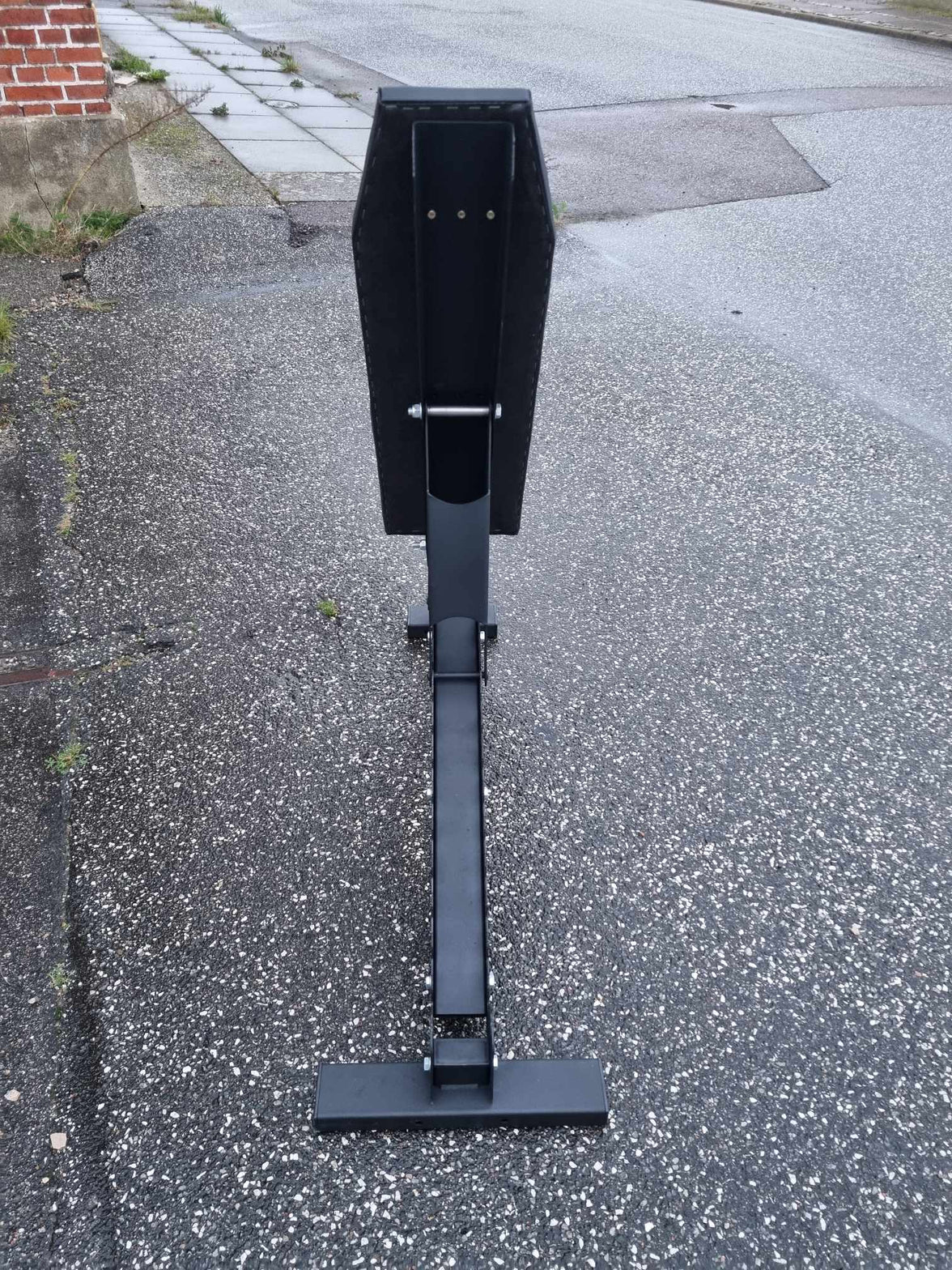 Træningsbænk Strong Black | Justerbar | 300 kg Kapacitet | Til Styrketræning gym4all