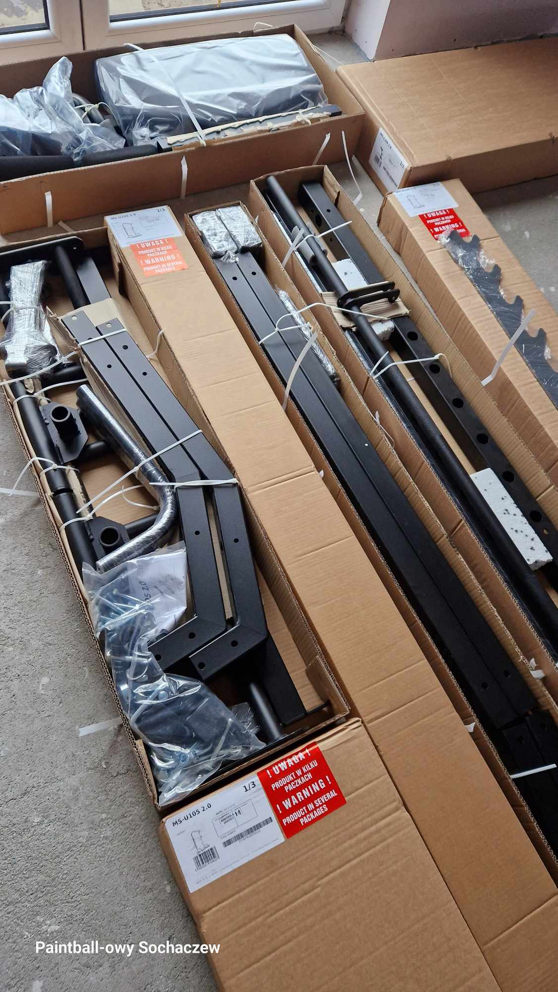 Smith Machine Half Rack – Multifunktionelt Squat Rack med Pull-Up Bar gym4all