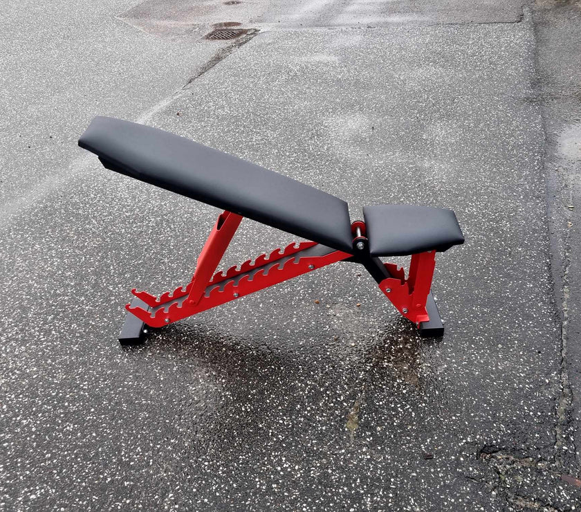 Justerbar Træningsbænk DV Red | 300 kg Vægtkapacitet | Til Homegym gym4all