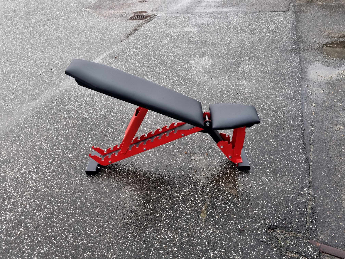 Justerbar Træningsbænk DV Red | 300 kg Vægtkapacitet | Til Homegym gym4all