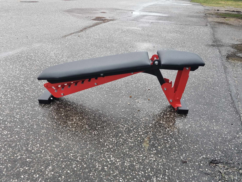 Justerbar Træningsbænk DV Red | 300 kg Vægtkapacitet | Til Homegym gym4all