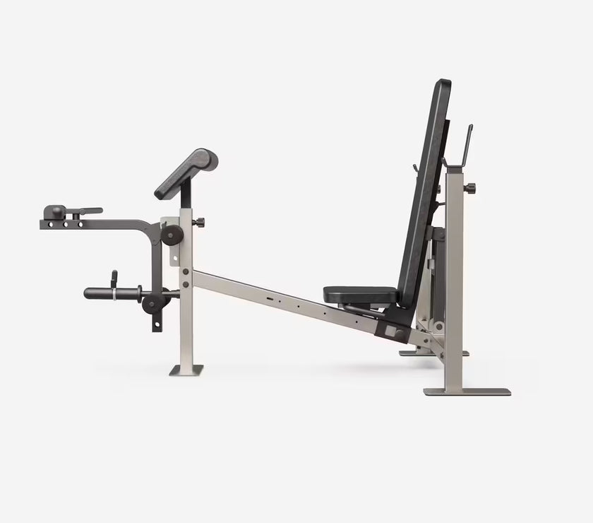 Træningsbænk med stativer og moduler til biceps og ben gym4all