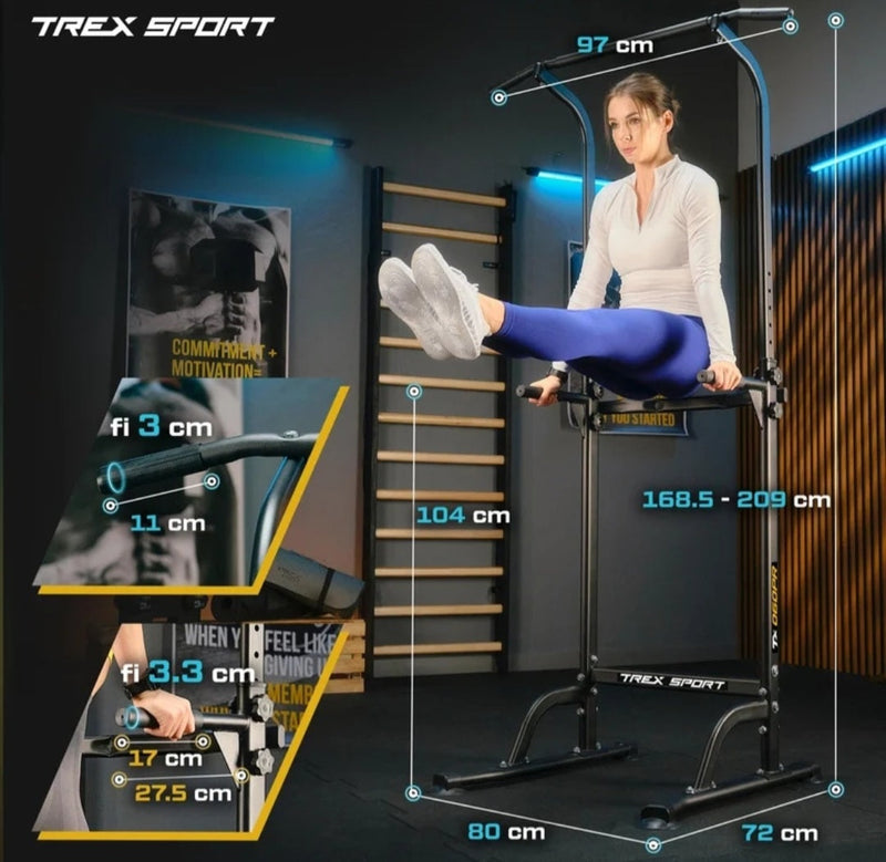 Eksempel på overkropstræning med Trex Pull Up Dips Stativ – kvinde laver chin-ups.