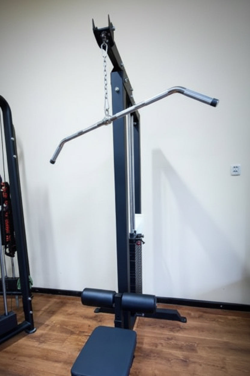 Cable Tower 2-i-1 Pulldown & Low Row – 135 kg Kabelstation
